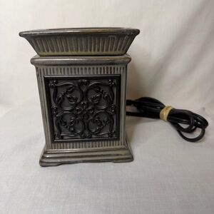 Scentsy Black and Gray Wax Warmer